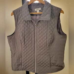 Lightweight quilt stitch gray full zip vest